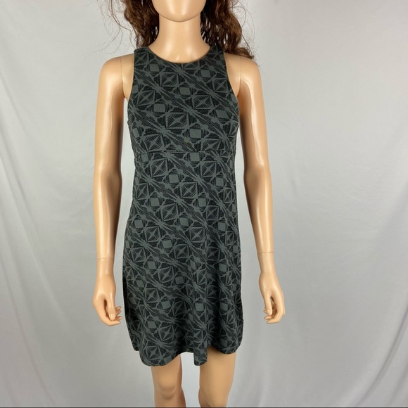 Athleta Dresses & Skirts - Athleta Gray Black Sleeveless Tank Dress